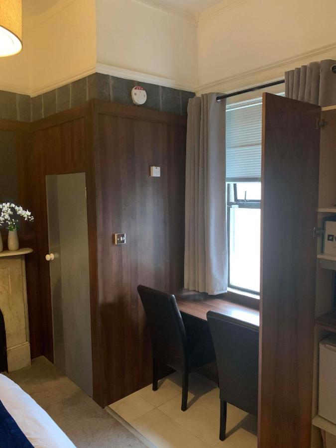 Upstairs Studio - Private Kitchenette And Small En-Suite Dublin Eksteriør bilde