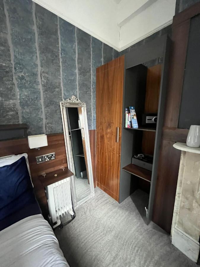 Upstairs Studio - Private Kitchenette And Small En-Suite Dublin Eksteriør bilde